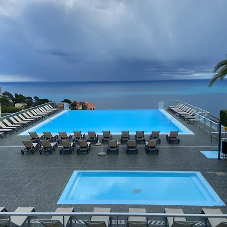 Monaco Doors 3 Vue Mer, Piscine, Parking